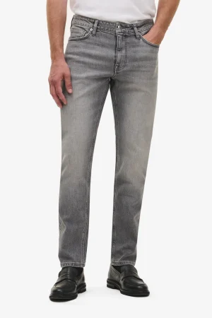 Yamane Tapered Jeans